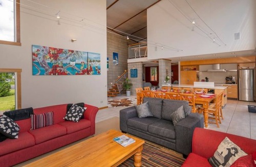 Whitianga House | Hosts on the Coast Whitianga Bliss