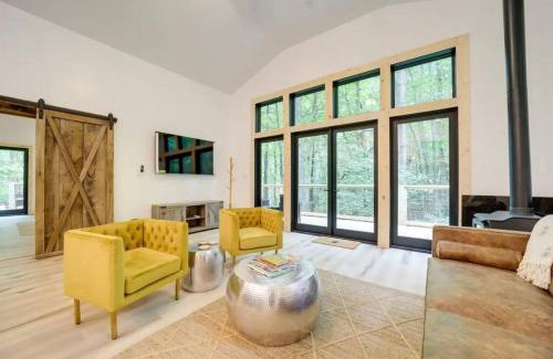 Hot Springs House | Hot Springs: 2 Cabins Waterfall & Mountain Views