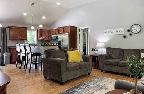 South Bend House | Hot Tub | Backyard Oasis | Game Room | |Coffee Bar