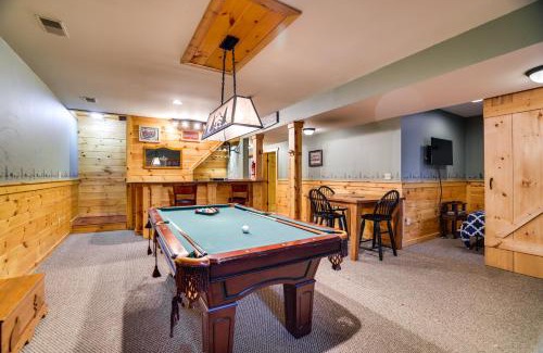 Albrightsville House | Hot Tub, Deck and Beach Access Albrightsville Cabin