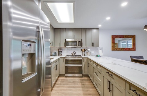 Frisco House | Hot Tub & Deck: Family-Friendly Frisco Townhome!