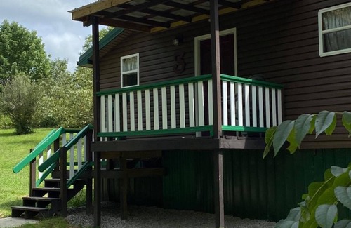 Somerset Cabin | Hot Tub, Fire Ring, Charcoal Grill, Hocking Hills, Buckeye Lake, Legend Valley