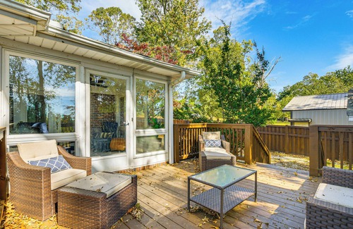 Greer House | Hot Tub, Games & Sunroom: Family Home in Greer!