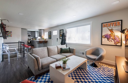 Berkley House | Hot Tub, Pool Table & Darts - The Yellow Door