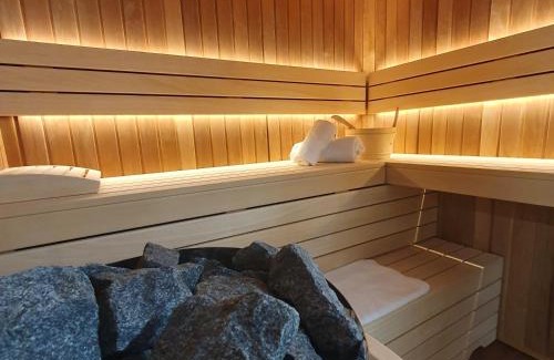 Centre Ville Hotel | Hotel Alpha Paris Eiffel by Patrick Hayat