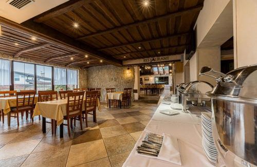 Nova Lesna Hotel | Hotel Amalia