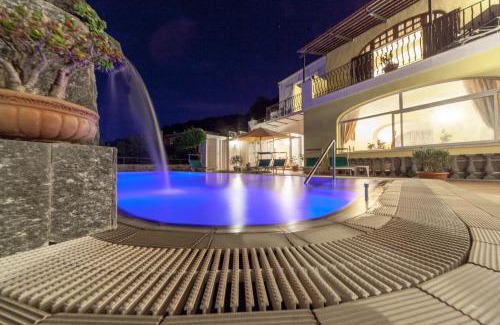 Casamicciola Terme Hotel | Hotel Ape Regina