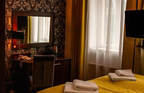 Old Town Hotel | Hotel Artus - Old Town