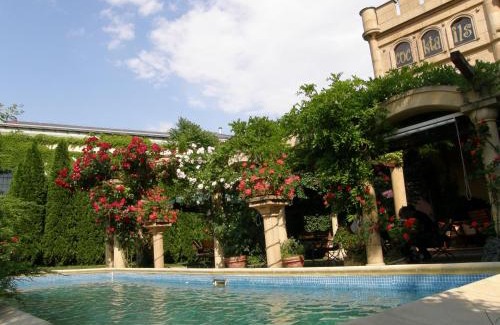 Komarno Hotel | Hotel Bow Garden