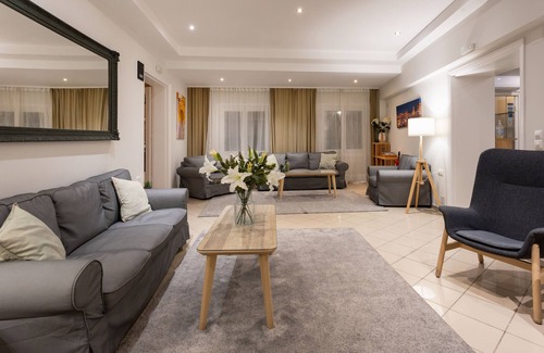 Corfu Town Hotel | Hotel Bretagne