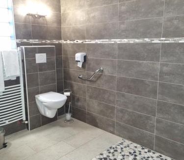 Sainte-Foy-la-Grande Hotel | Hotel Café de la Gare