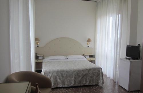 Marebello Hotel | Hotel Carlton Beach