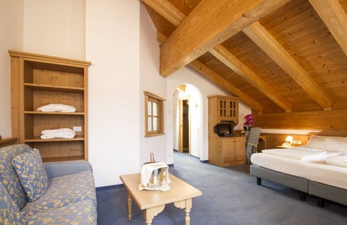 Campo Carlo Magno Hotel | Hotel Casa Del Campo