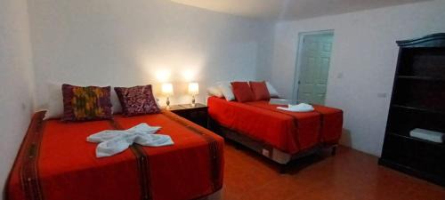 Antigua Guatemala Bed & Breakfast | Hotel CASA PIMIENTAL