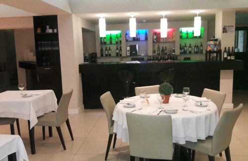 Zapala Hotel | Hotel Casino Hue Melen