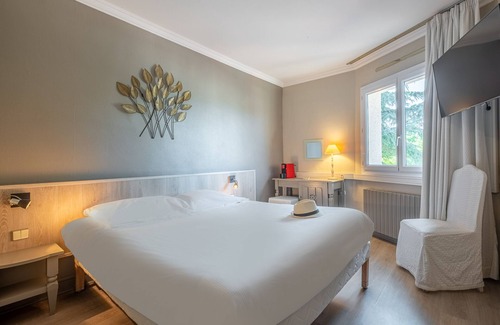 Gages Hotel | Hôtel Causse Comtal Rodez, The Originals Relais