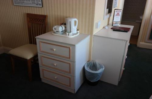 Bournemouth City Centre Hotel | Hotel Celebrity Bournemouth East Cliff by Villare hotels