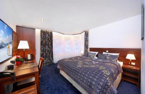 Spindleruv Mlyn Hotel | Hotel Central 1920