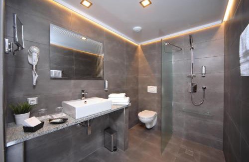 Spindleruv Mlyn Hotel | Hotel Central 1920