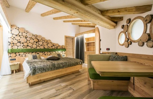 Canazei Hotel | Hotel Chalet Pineta