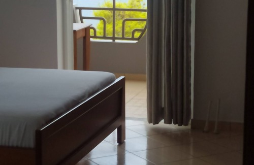 Sarande Hotel | Hotel Chicago