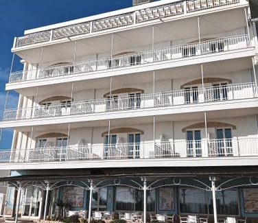 Casalabate Hotel | Hotel Club Perla