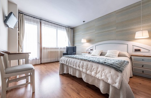 Broto Hotel | Hotel de Montaña El Mirador