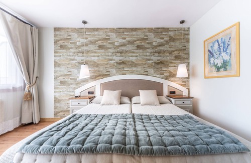 Broto Hotel | Hotel de Montaña El Mirador