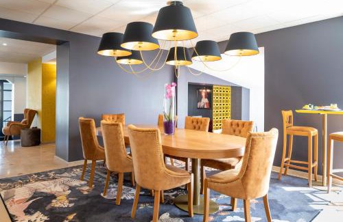 Notre-Dame Hotel | Hotel des Lys