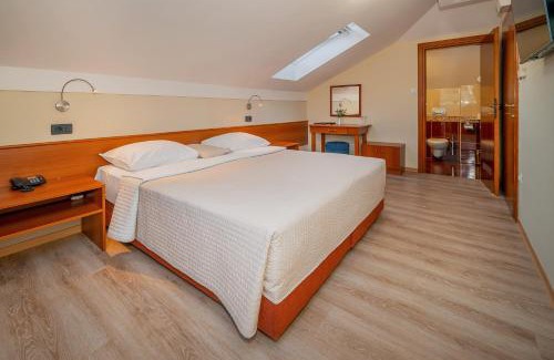 Baska Hotel | Hotel Dobrovit