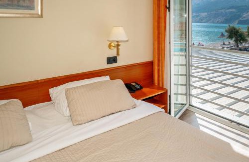 Baska Hotel | Hotel Dobrovit