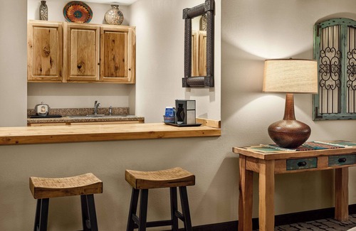 Taos Hotel | Hotel Don Fernando de Taos, Tapestry Collection by Hilton
