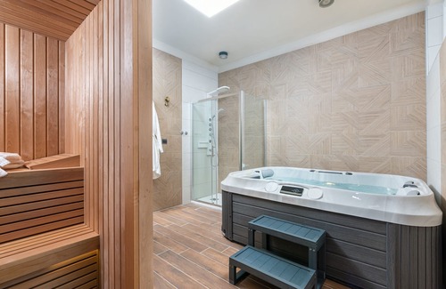 City Center Hotel | Hotel Dua Residence