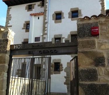 Puente La Reina Hotel | Hotel El Cerco