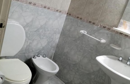 Marcos Juarez Hotel | hotel El Tropical