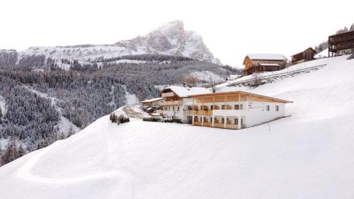 San Martin de Tor Apartment | Hotel Elisabeth Panorama