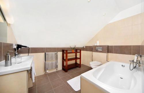 Spindleruv Mlyn Hotel | Hotel Erika