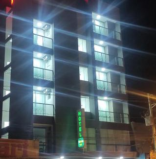 Joaquim Pedrosa Hotel | Hotel Esmeralda Verde