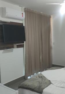 Joaquim Pedrosa Hotel | Hotel Esmeralda Verde