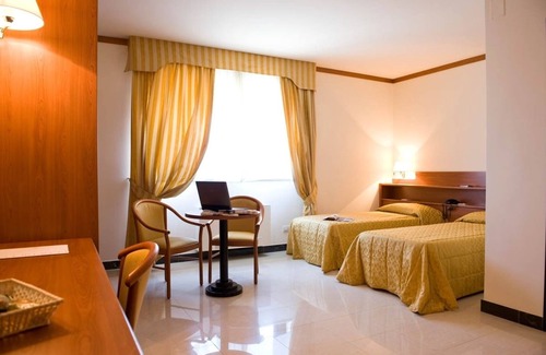 Ceglie Del Campo Hotel | Hotel Federiciano