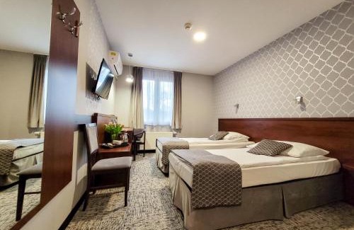 Debniki Hotel | Hotel Fero Express POKOJE KLIMATYZOWANE AC