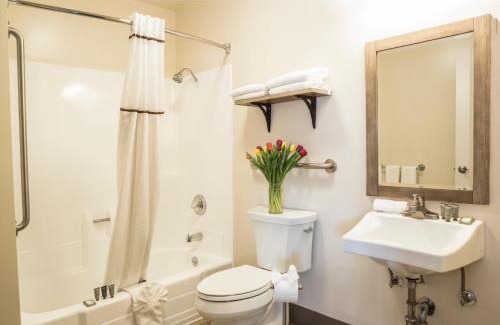 The East Side Hotel | Hotel Focus SFO