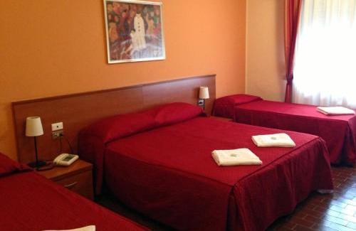 Rozzano Hotel | Hotel Forum
