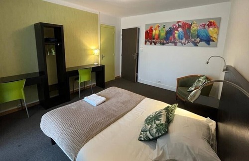 Saint-Vincent-Sterlanges House | Hotel le Saint-Vincent