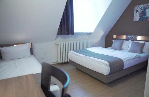 Holsterhausen Hotel | Hotel Frohnhauser Hof