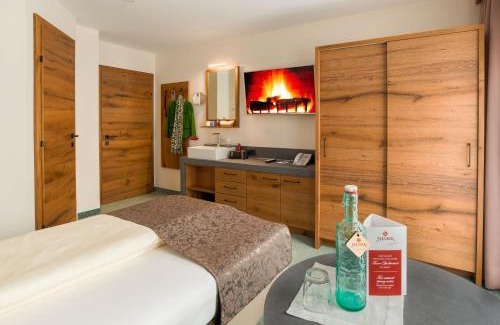 Vorderlanersbach Hotel | Hotel-Garni Jakober - B&B und Appartements