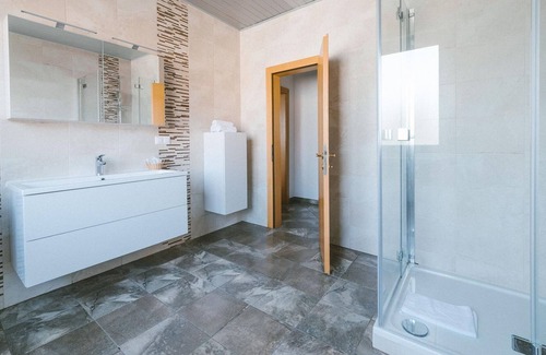 Illmitz House | Hotel Garni Vierbettzimmer Du/wc - Hotel Johannes-zeche Tauber