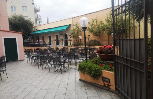 Savona Hotel | Hotel Giardino del Sole