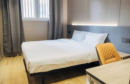 La Latina Hotel | Hotel Golden Madrid