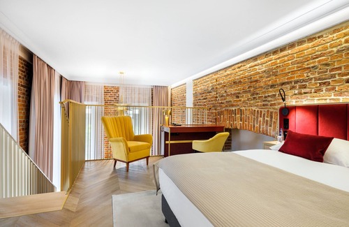 City Centre Hotel | Hotel Golden Queen
